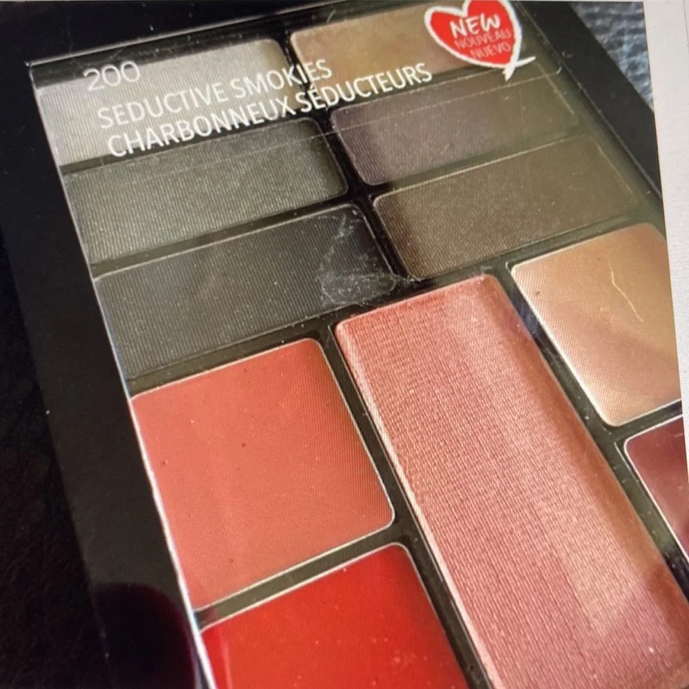 New Revlon palette eyes lip smokies